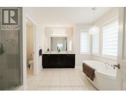 40 Frederick Pearson Street, East Gwillimbury, ON L9N0R8 Photo 30
