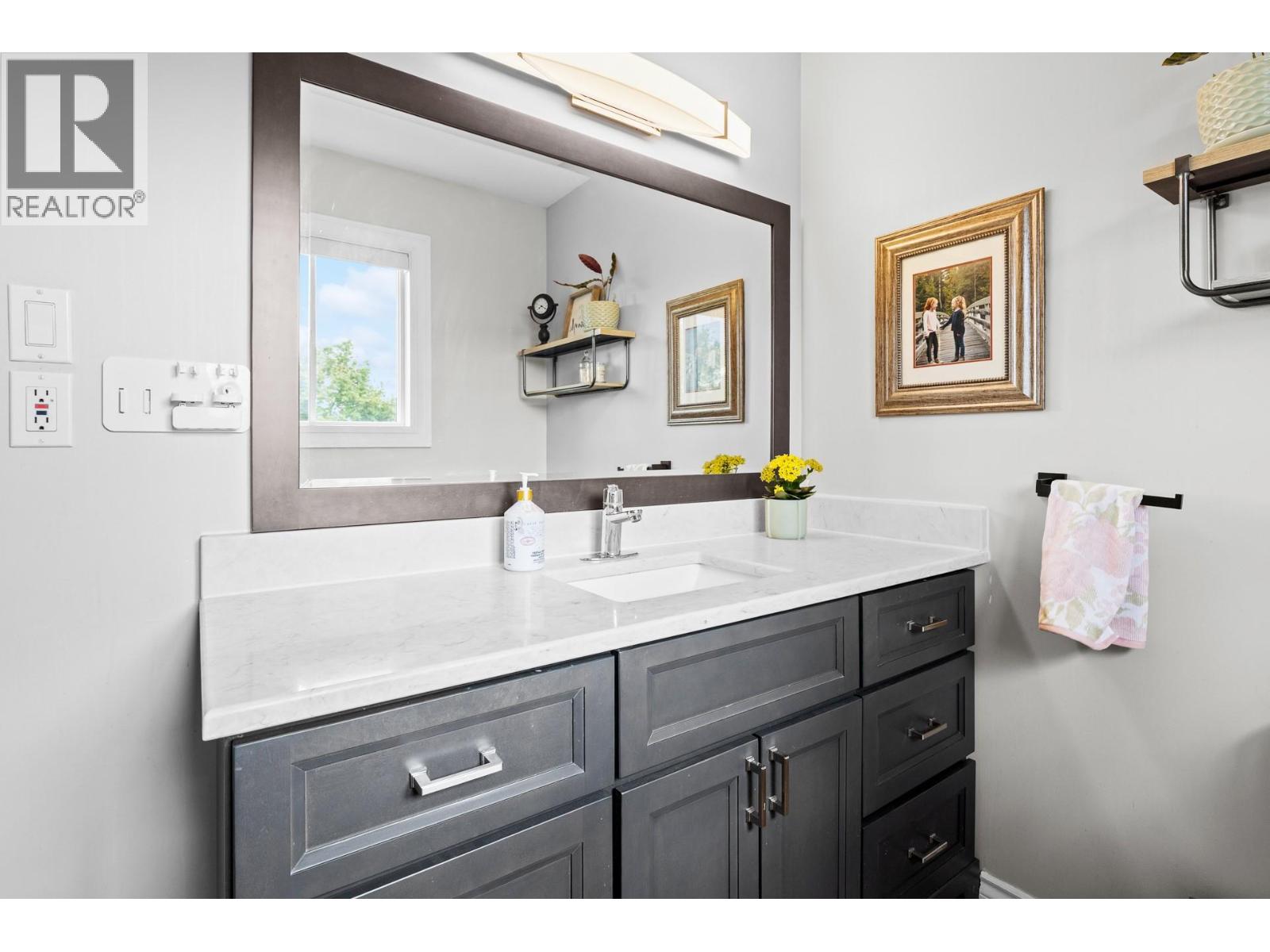 845 Hollydell Road - 29