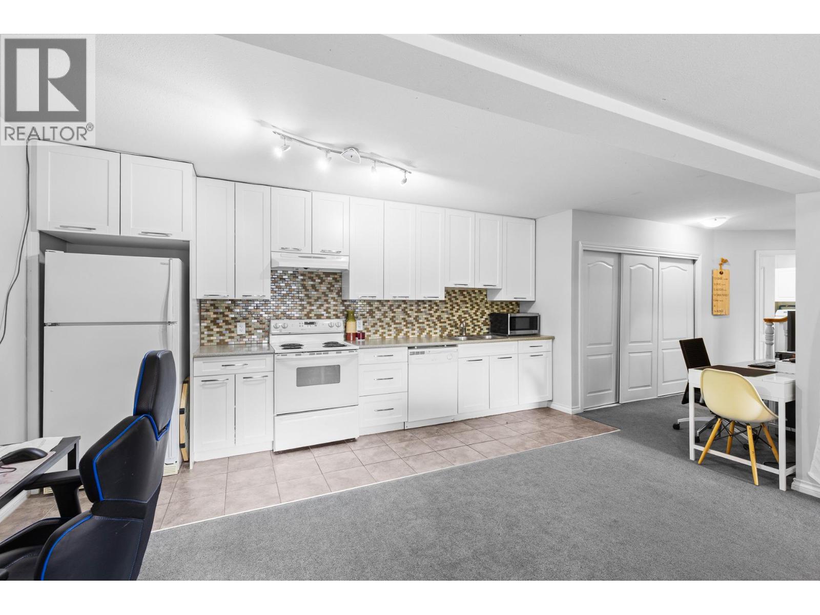 845 Hollydell Road - Image 39