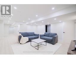 40 Frederick Pearson Street, East Gwillimbury, ON L9N0R8 Photo 36