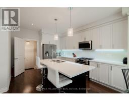 40 Frederick Pearson Street, East Gwillimbury, ON L9N0R8 Photo 8