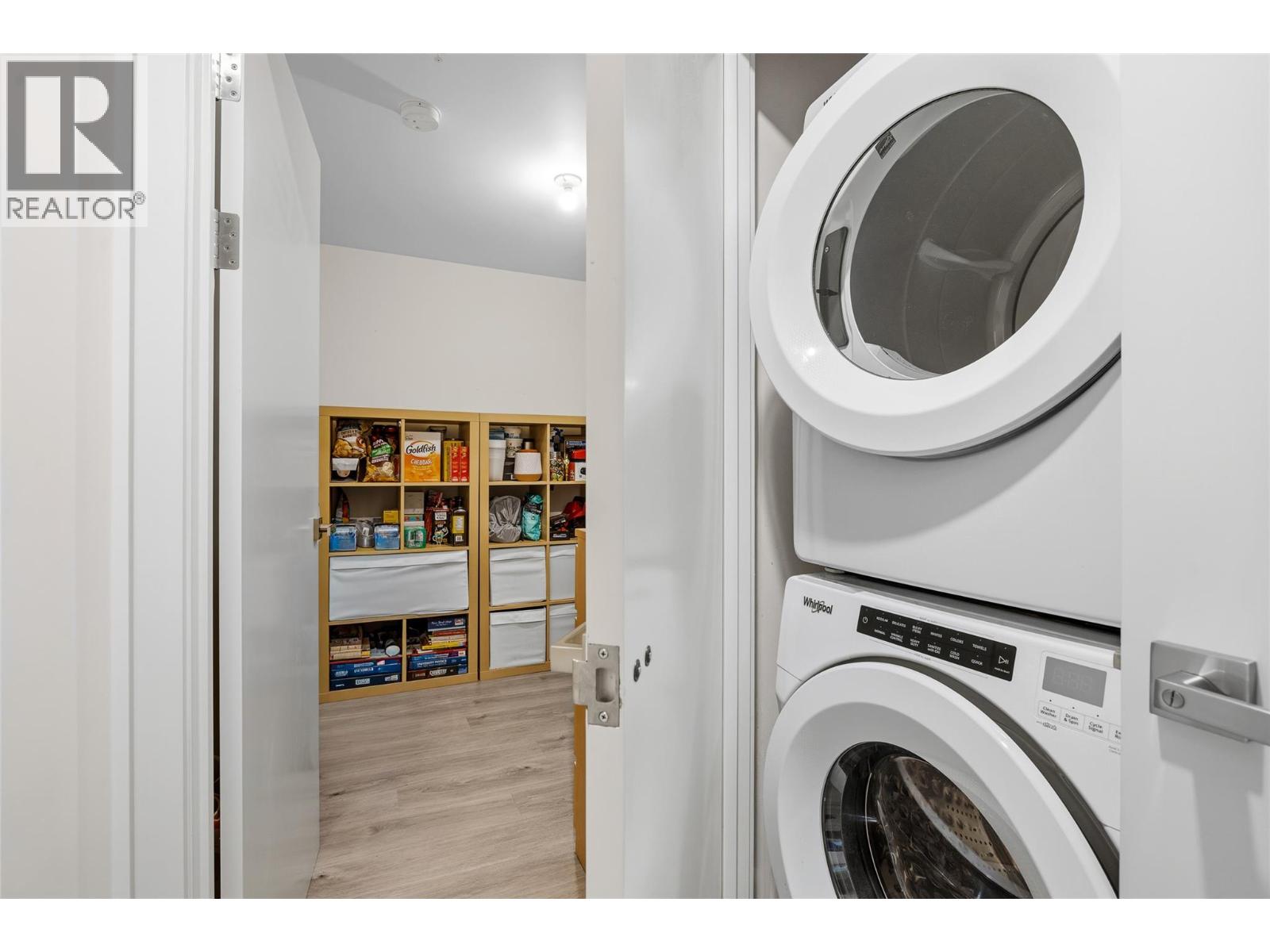 #203 880 Saucier Avenue - 28