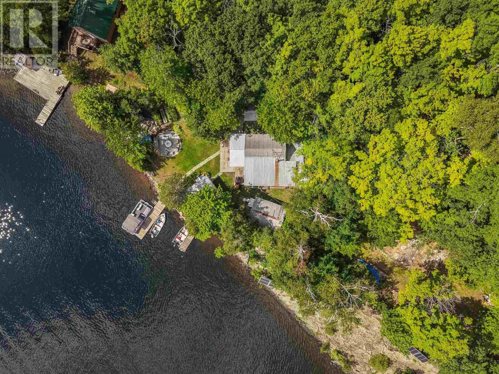 . Trout Lake - Image 31