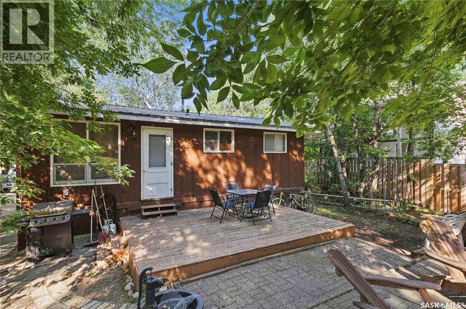 1145 Grand AVENUE - Image 4