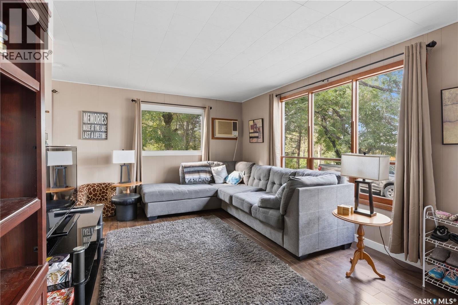 1145 Grand AVENUE - Image 6