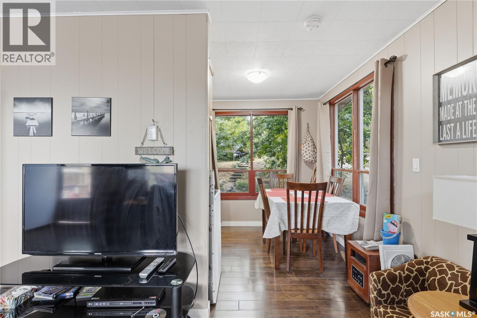 1145 Grand AVENUE - 8