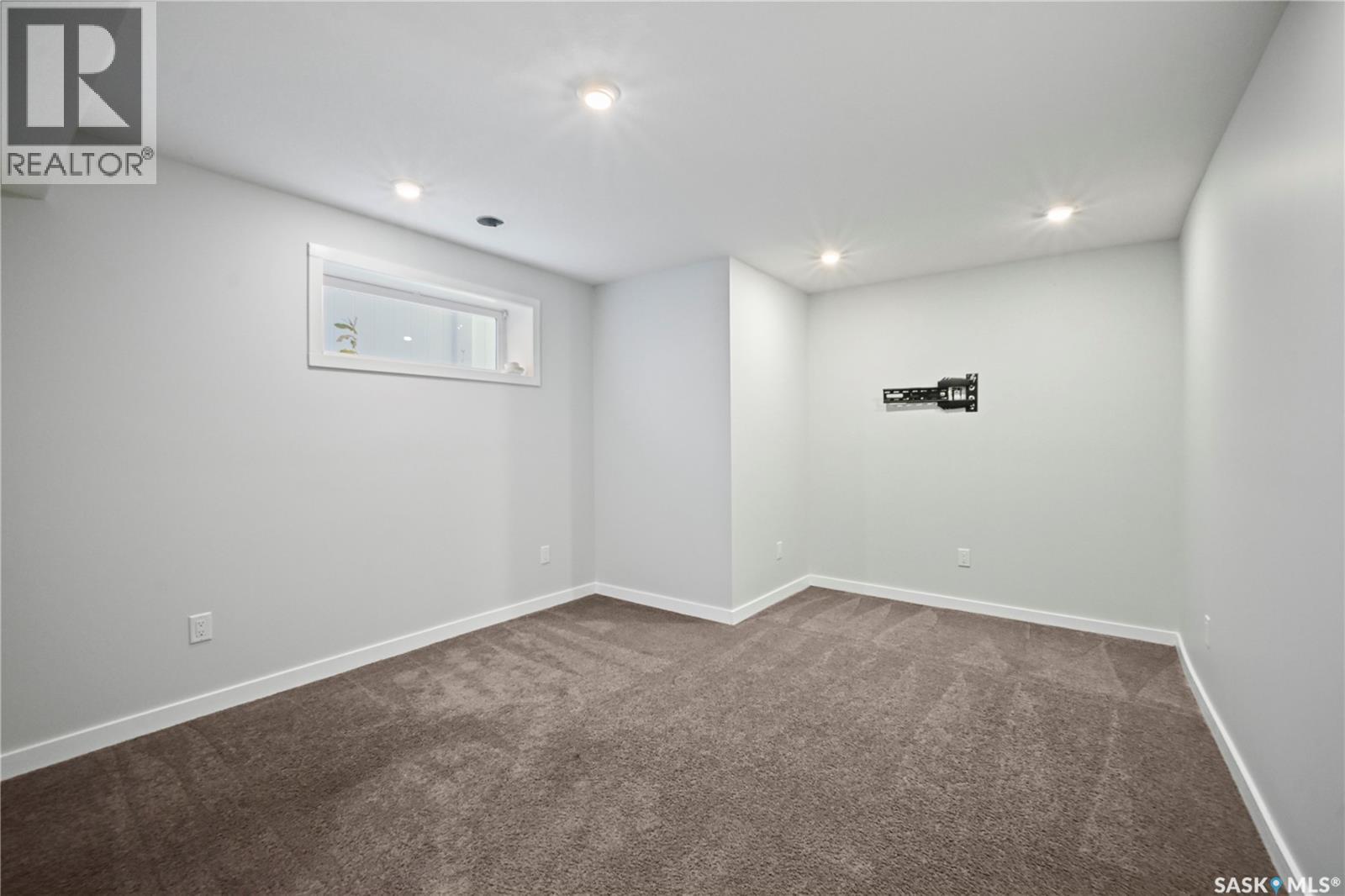 5234 Campling AVENUE - Image 28