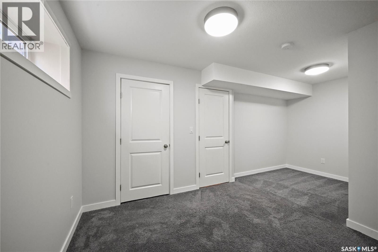 5234 Campling AVENUE - Image 32