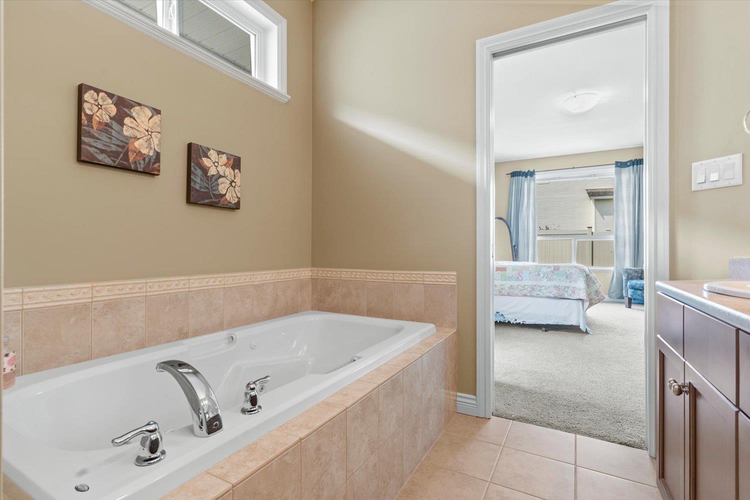 4 Bed, 3 Bath House for Sale in Chilliwack – 5965 RIVERSTONE STREET, Sardis South, Chilliwack – MLS# R3154412 - Image 19
