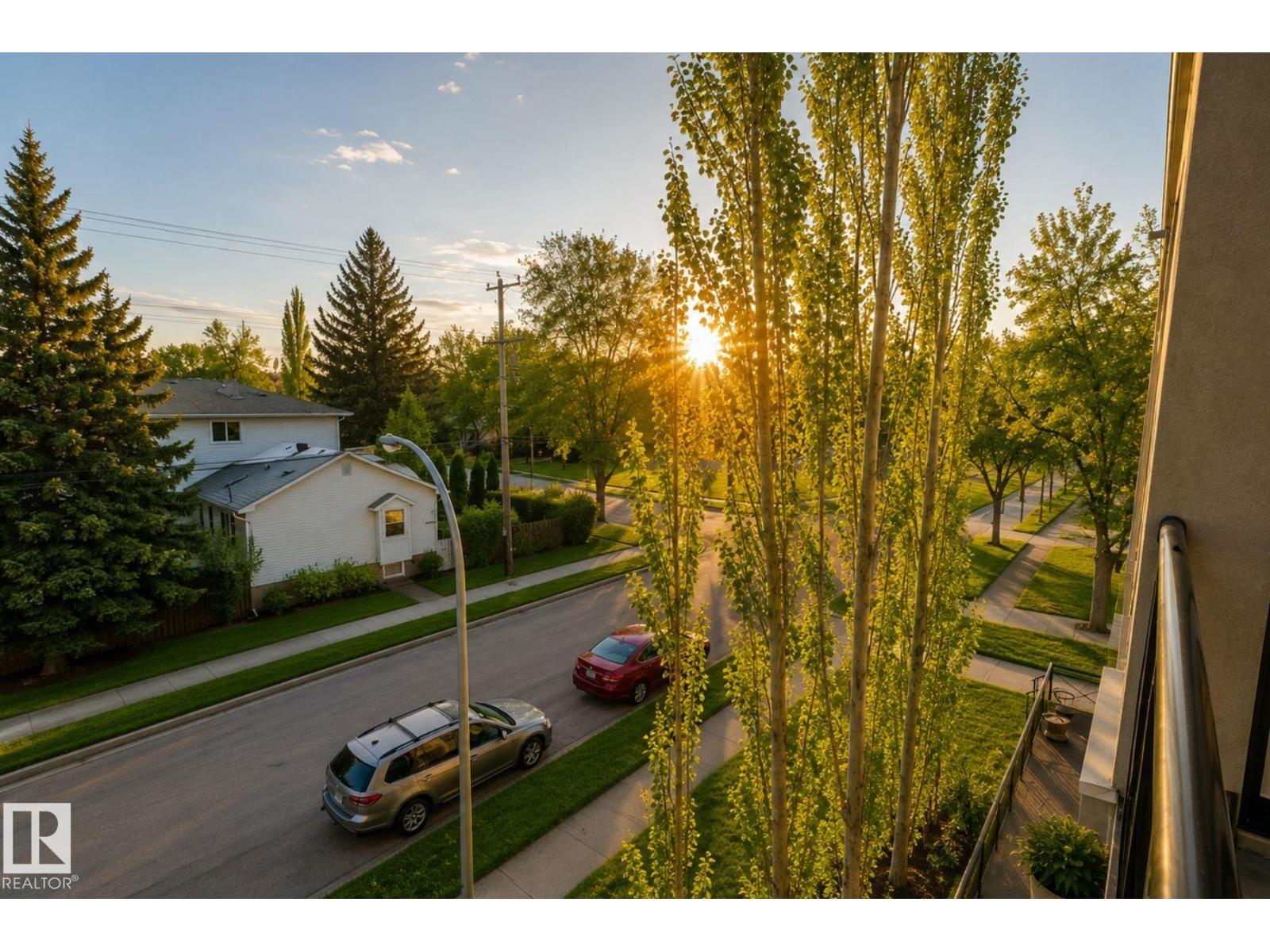 #310 10808 71 AV NW - 35