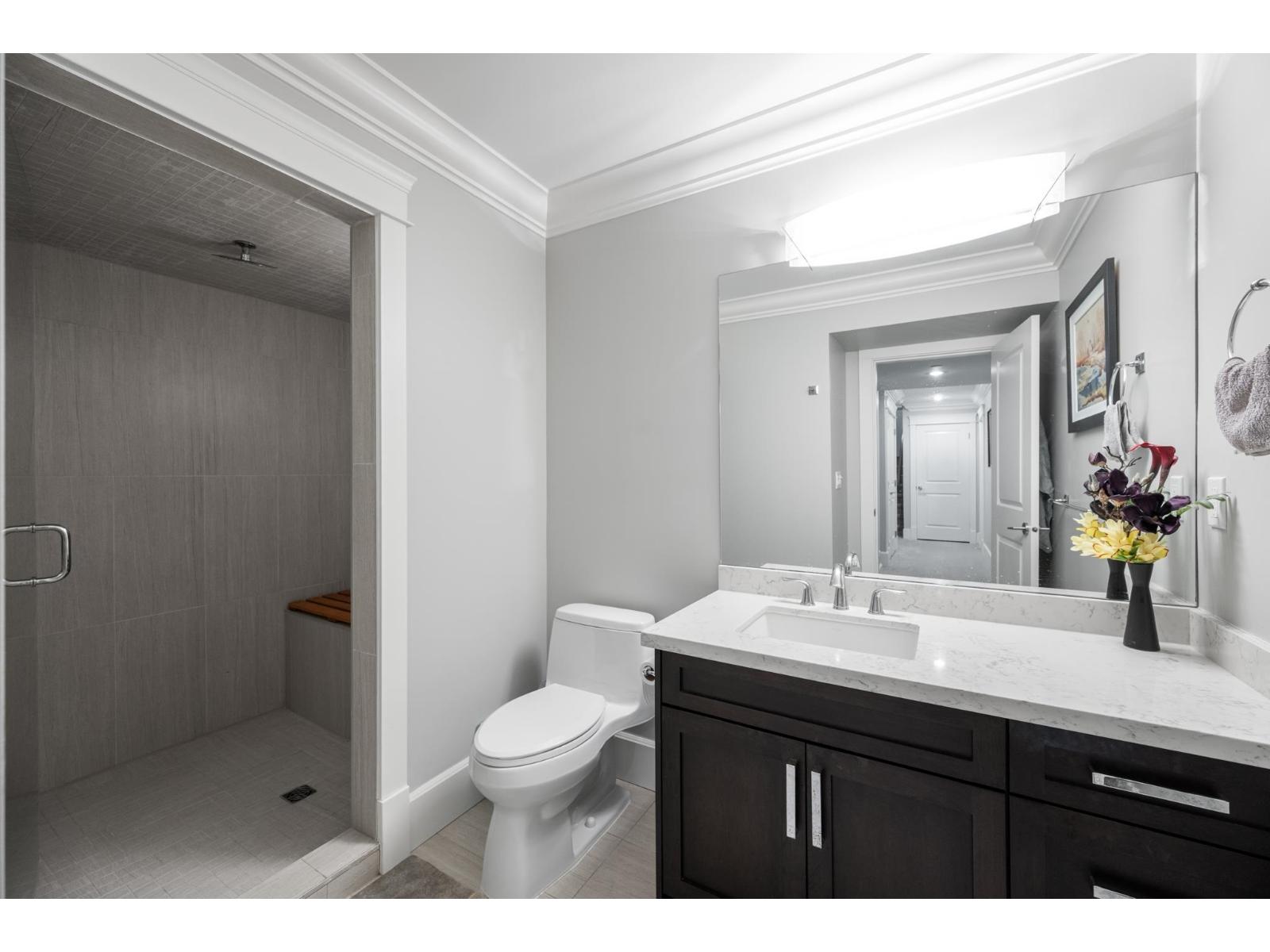 13632 BLACKBURN AVENUE, White Rock