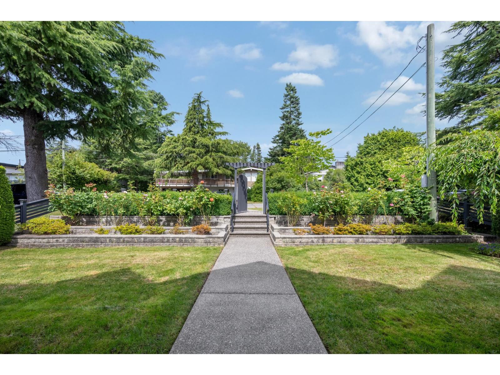 13632 BLACKBURN AVENUE, White Rock