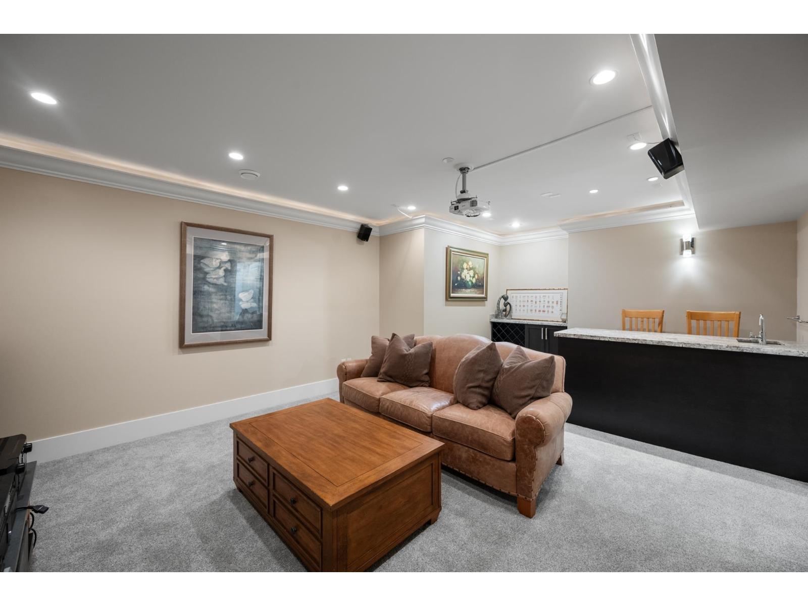 13632 BLACKBURN AVENUE, White Rock