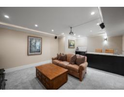 13632 Blackburn Avenue, White Rock, BC V4B2Y8 Photo 29