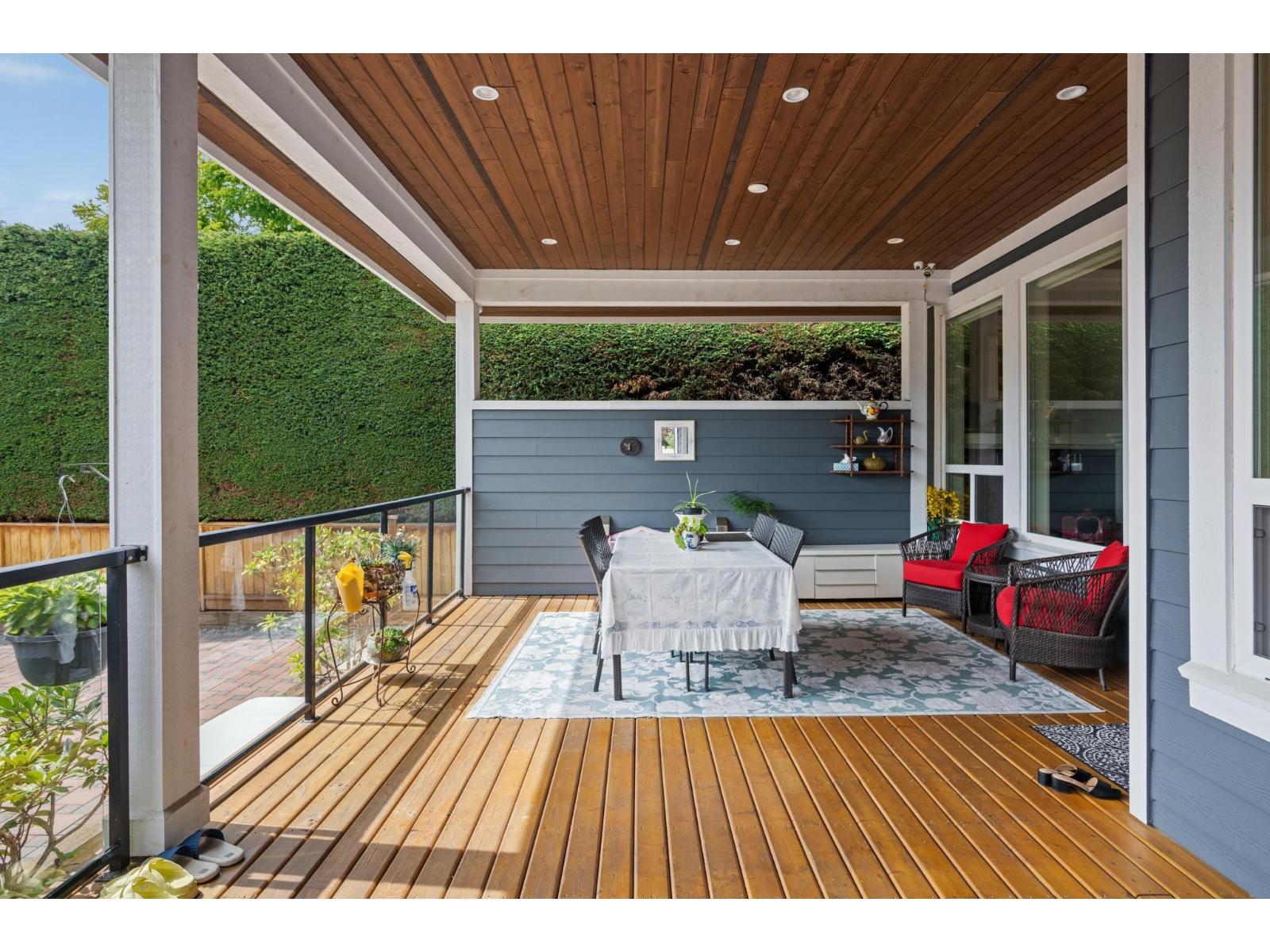 13632 BLACKBURN AVENUE, White Rock