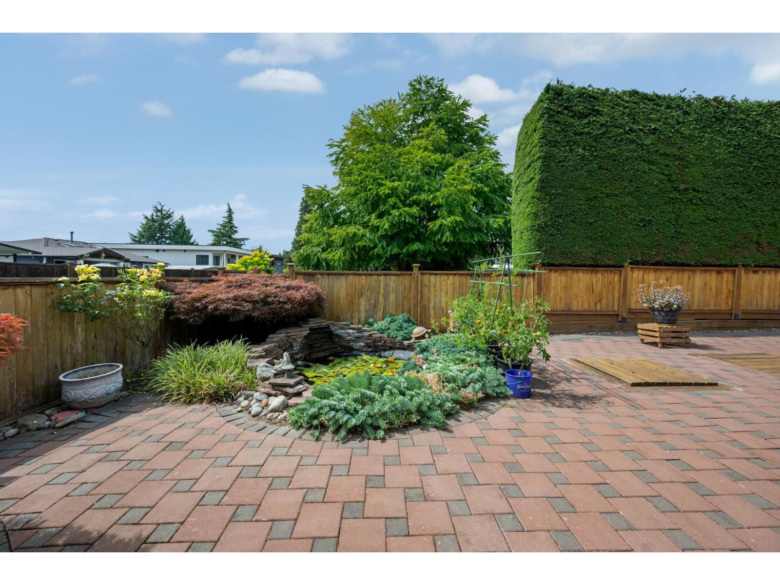 13632 BLACKBURN AVENUE, White Rock
