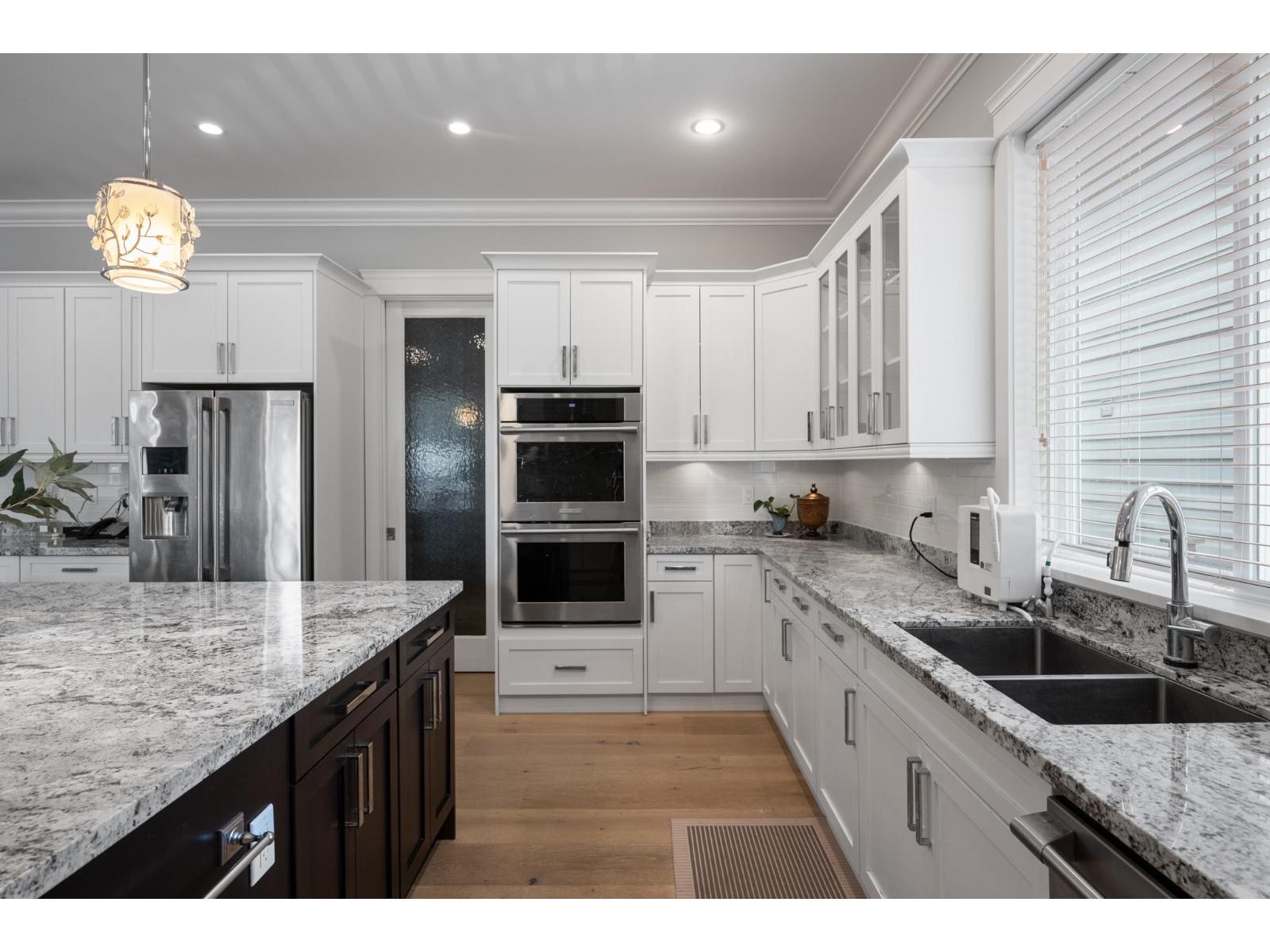 13632 BLACKBURN AVENUE, White Rock