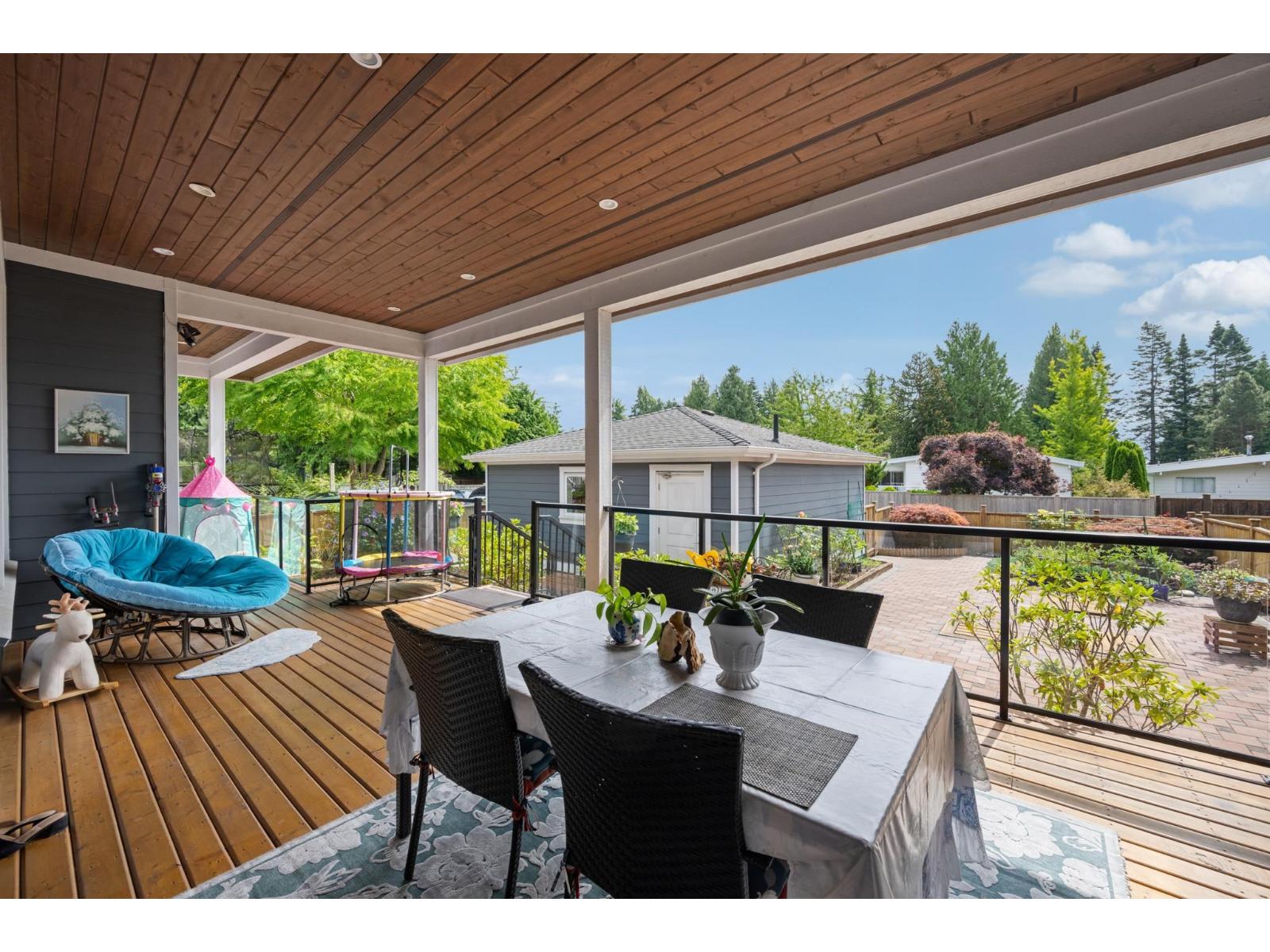 13632 BLACKBURN AVENUE, White Rock