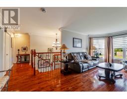 45 Cottonwood Crescent thumbnail 5