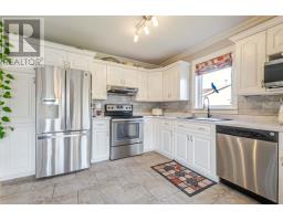45 Cottonwood Crescent thumbnail 8
