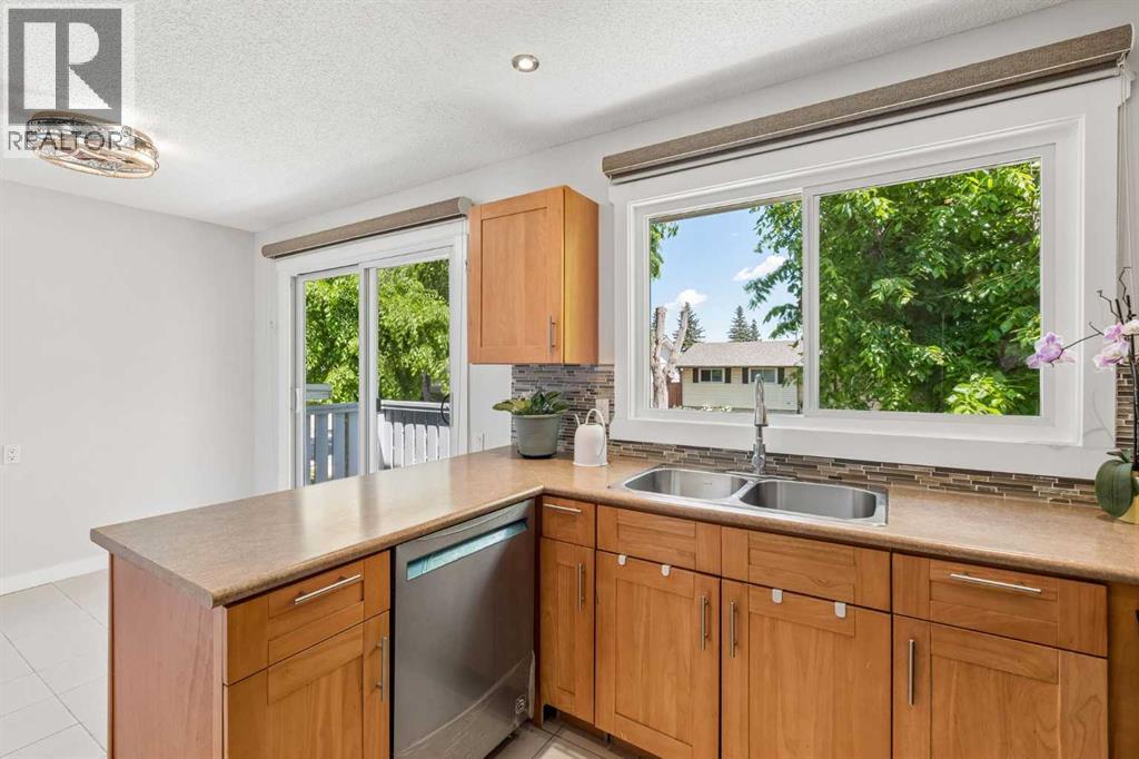 2411 51 Street Northeast - Photo 10