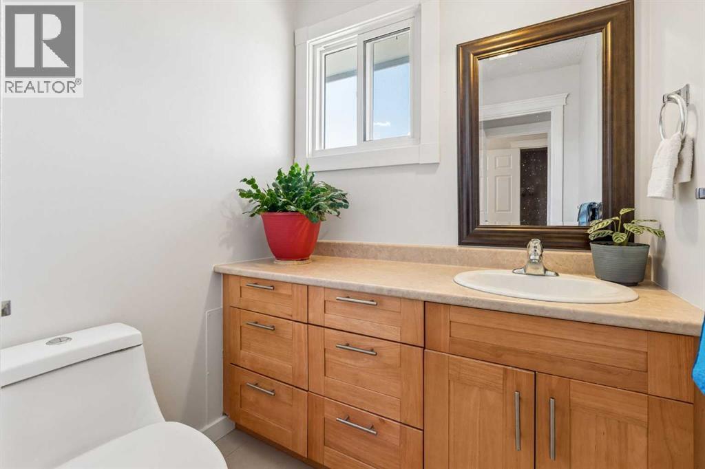 2411 51 Street Northeast - Photo 14
