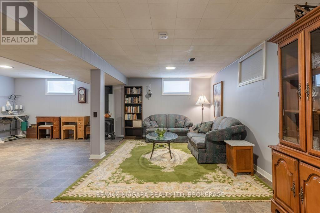 8624 CHAMPLAIN DRIVE - Image 33