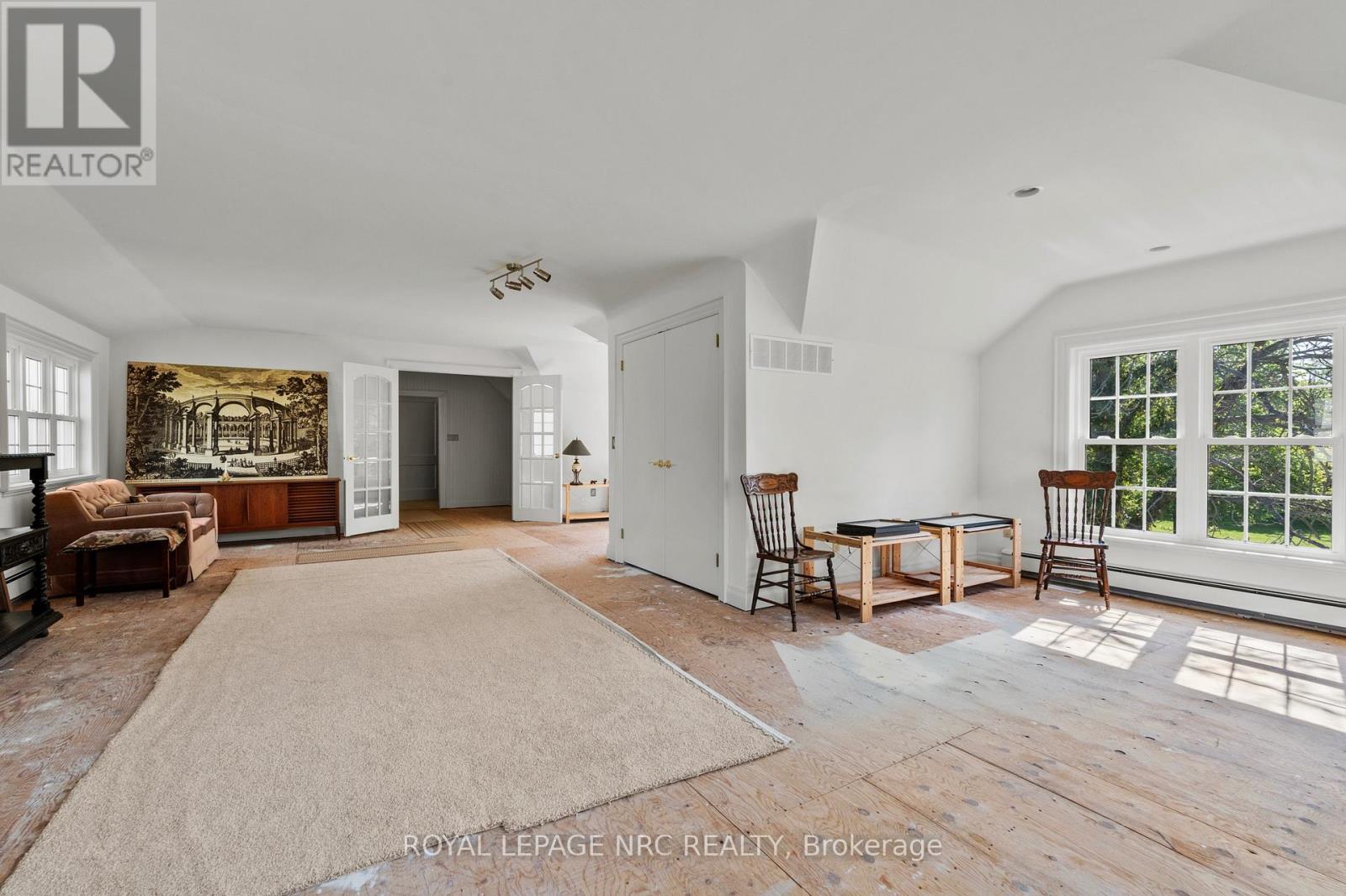 3689 NIAGARA BOULEVARD - Image 21