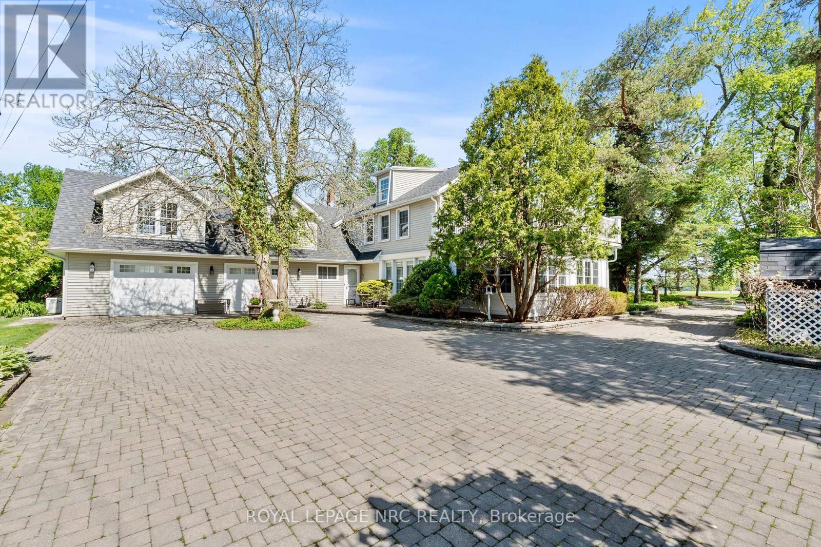 3689 NIAGARA BOULEVARD - Image 33