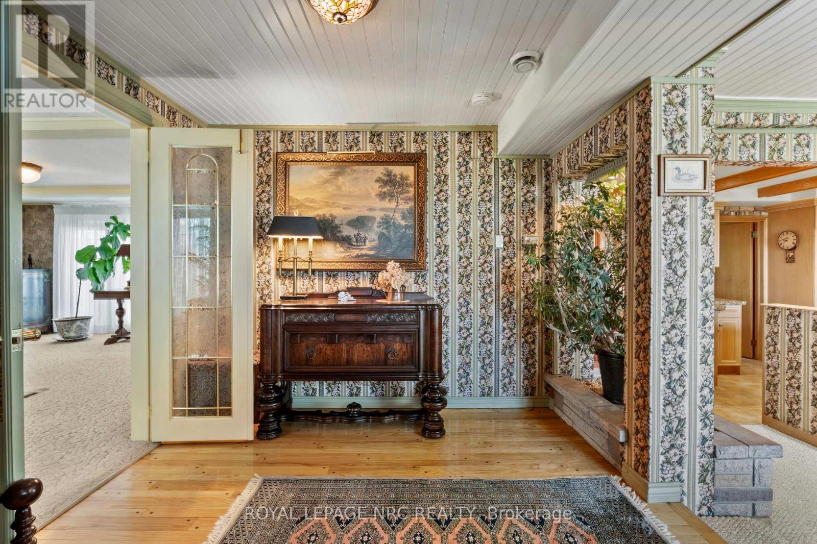3689 NIAGARA BOULEVARD - Image 8