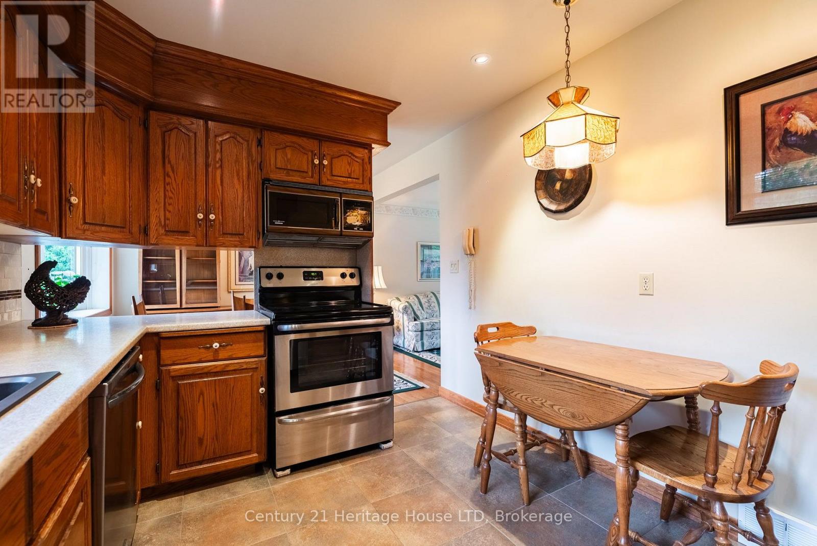 121 LOCKHART DRIVE - Image 17
