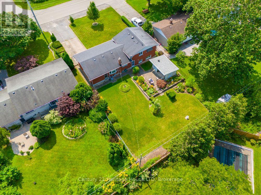 121 LOCKHART DRIVE - Image 35
