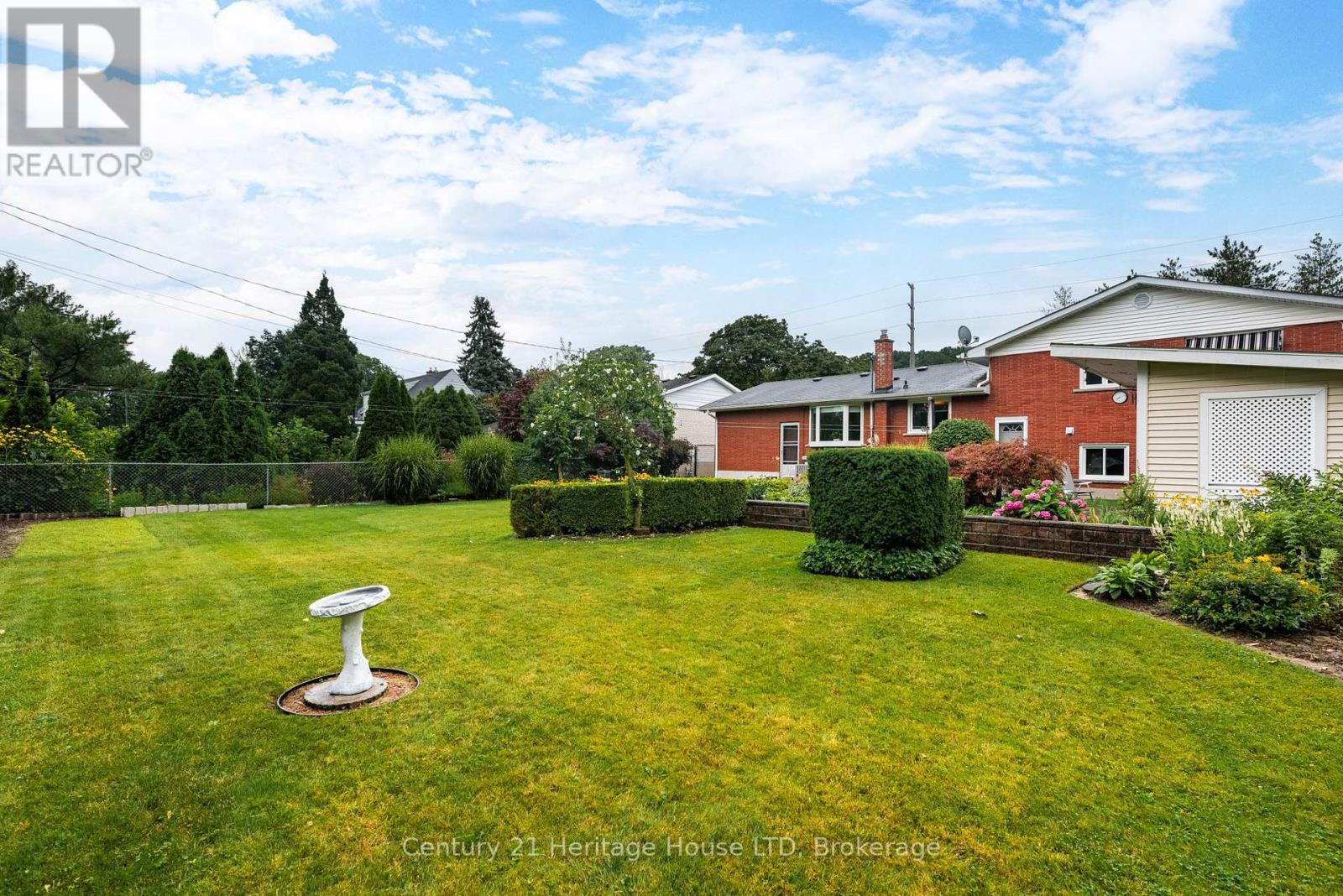 121 LOCKHART DRIVE - Image 42