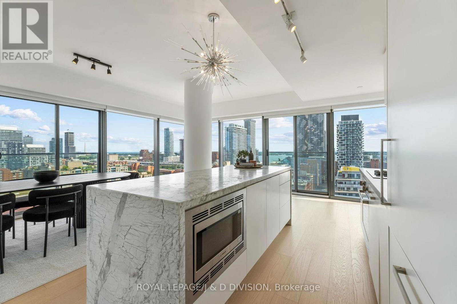 #1702 60 COLBORNE STREET - 27