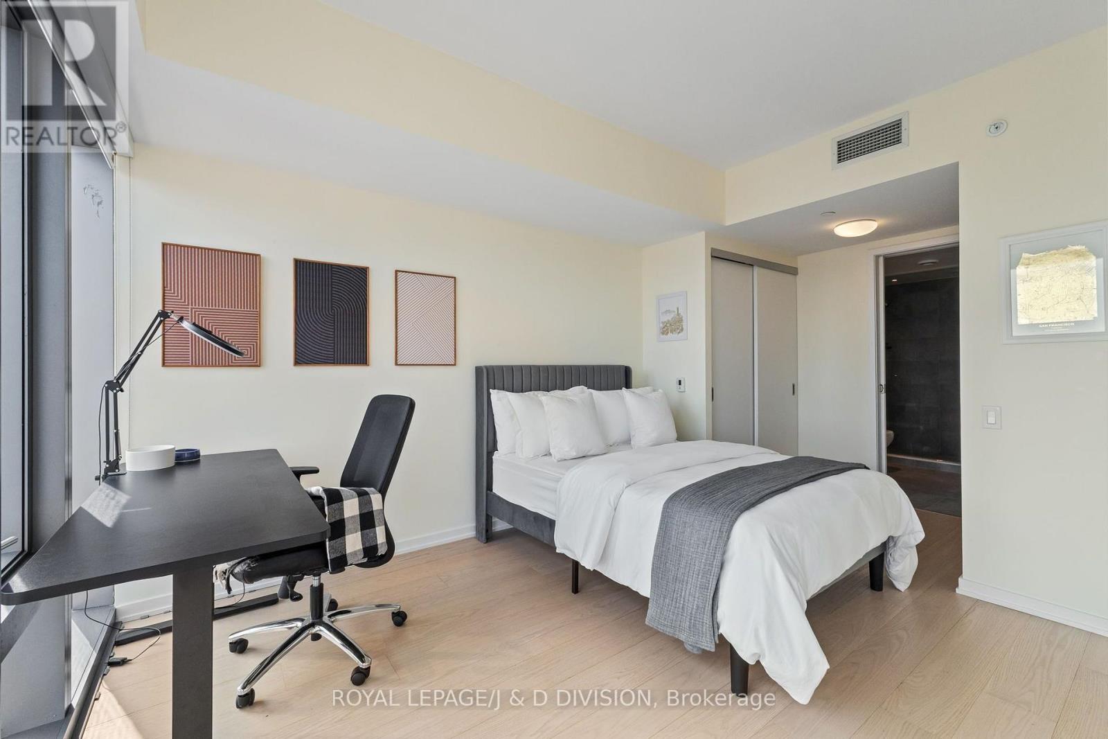 #1702 60 COLBORNE STREET - 38