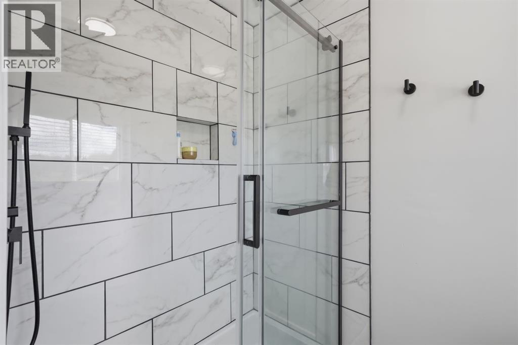 71067 Township Road 38-0 - 34