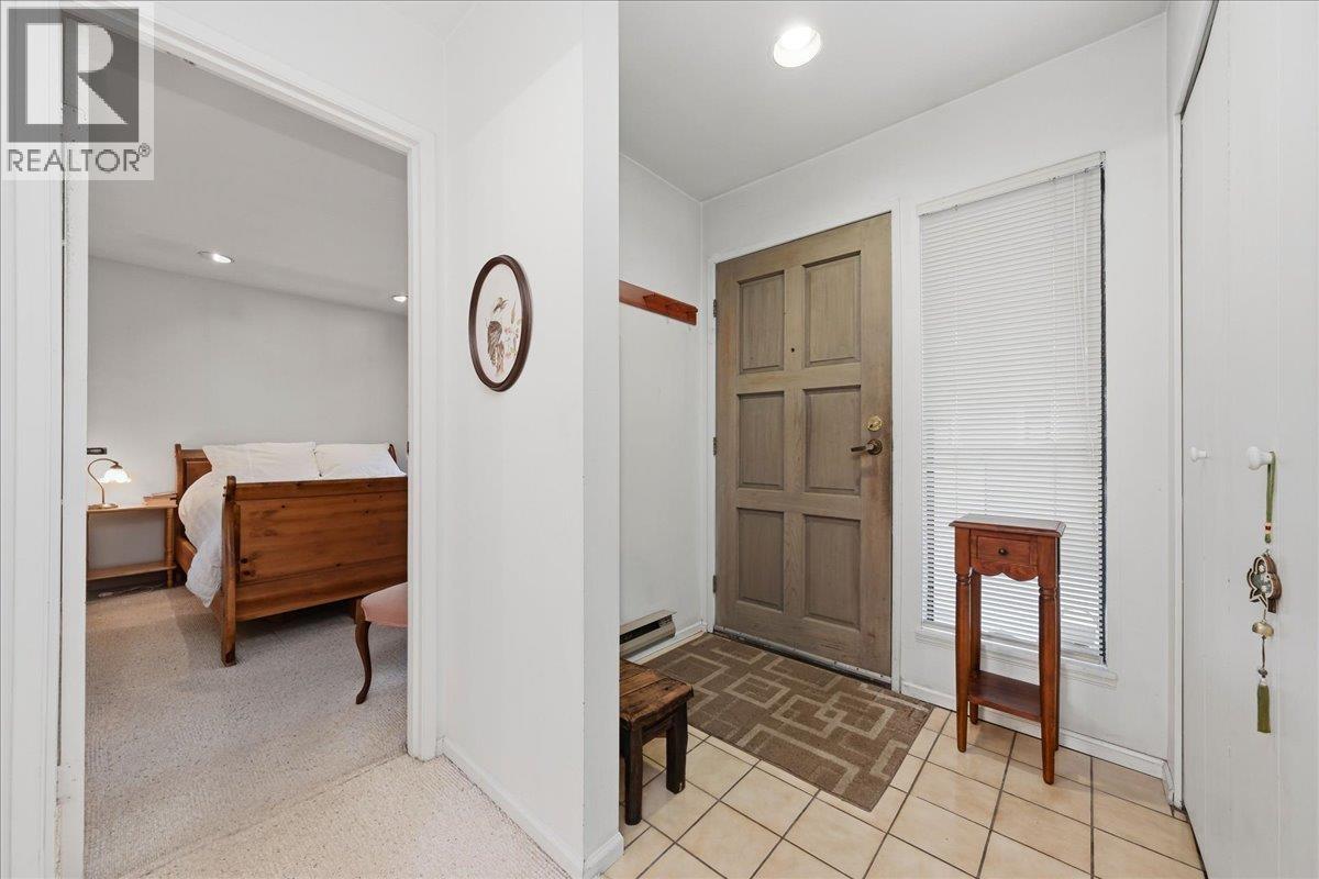 2 Bed, 2 Bath House for Sale in Vancouver – 6 5730 CARNARVON STREET, Vancouver – MLS# R3155091 - Image 19