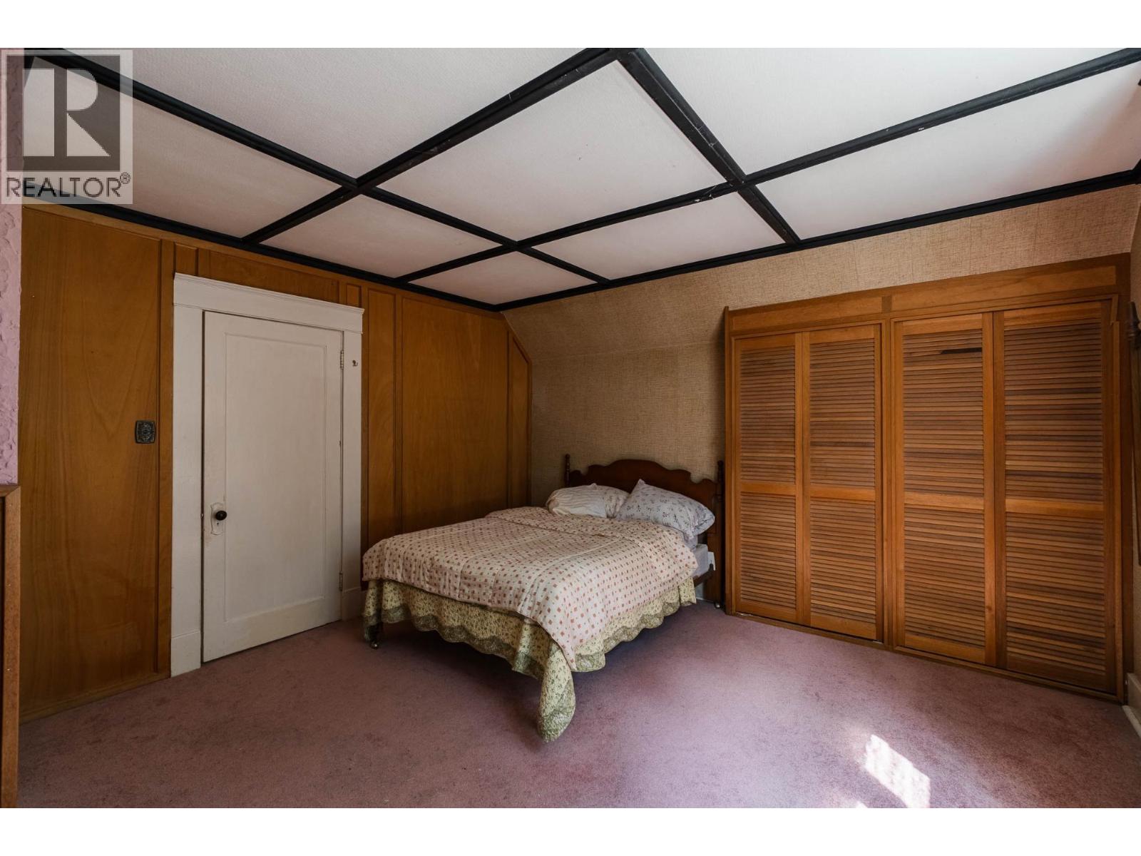 1107 ROBERTSON Avenue - Image 44