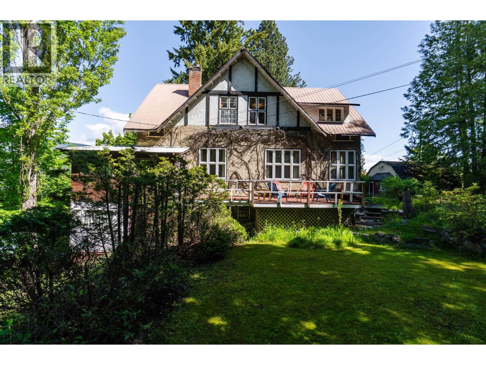 1107 ROBERTSON Avenue - 75