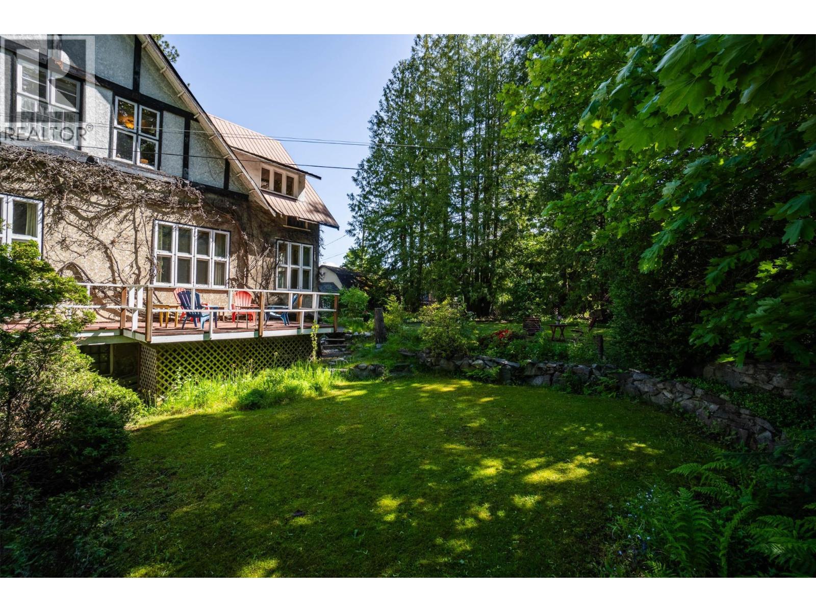 1107 ROBERTSON Avenue - 77
