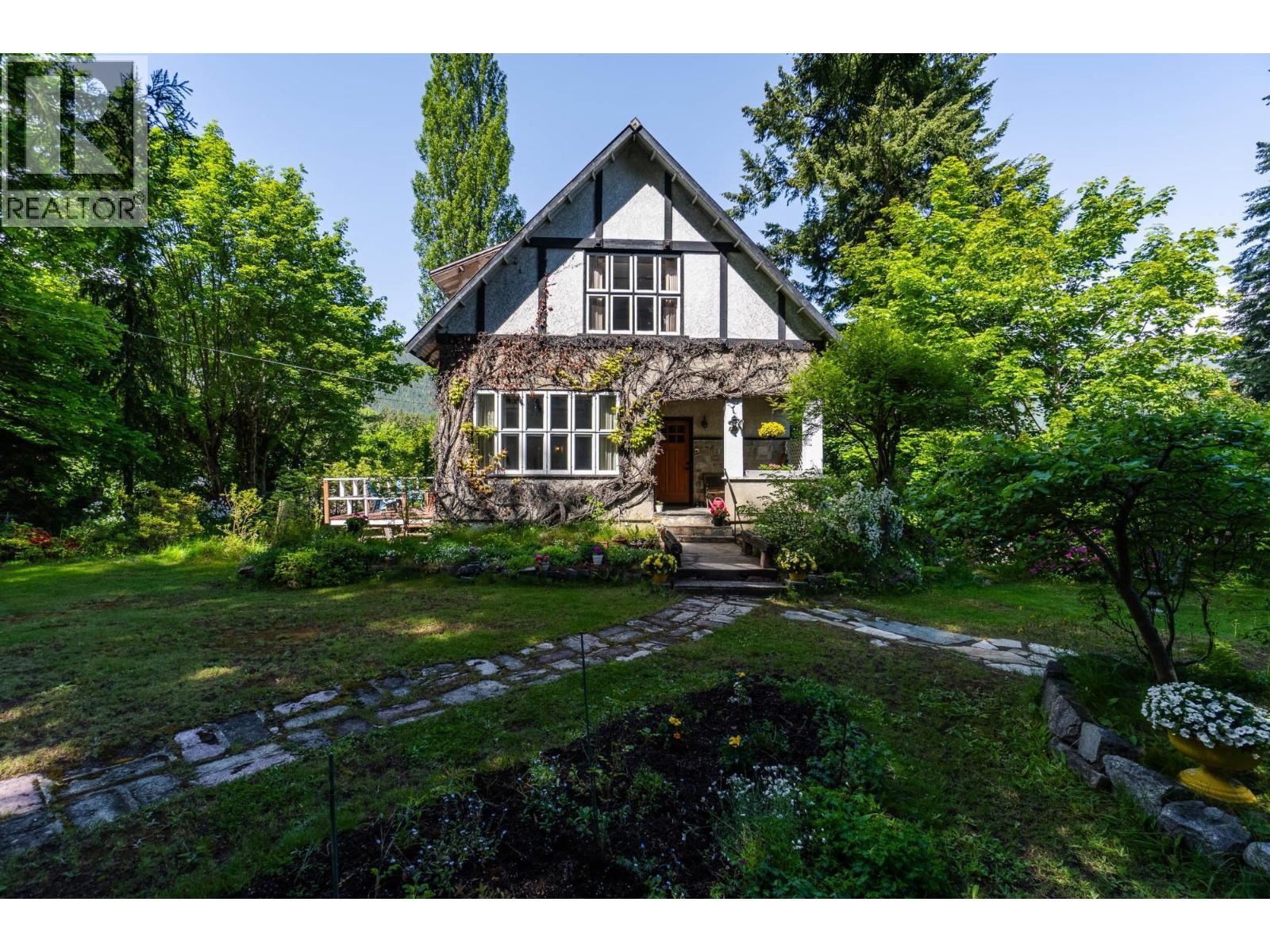 1107 ROBERTSON Avenue - Image 79