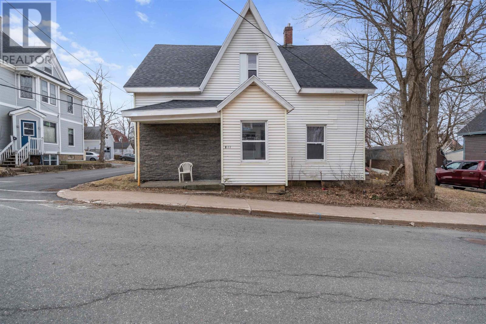 Property for sale at 277 MacLean Street