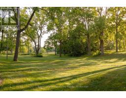 Bathroom - 7243 Concession 1 Road, Puslinch, ON N0B2J0 Photo 15