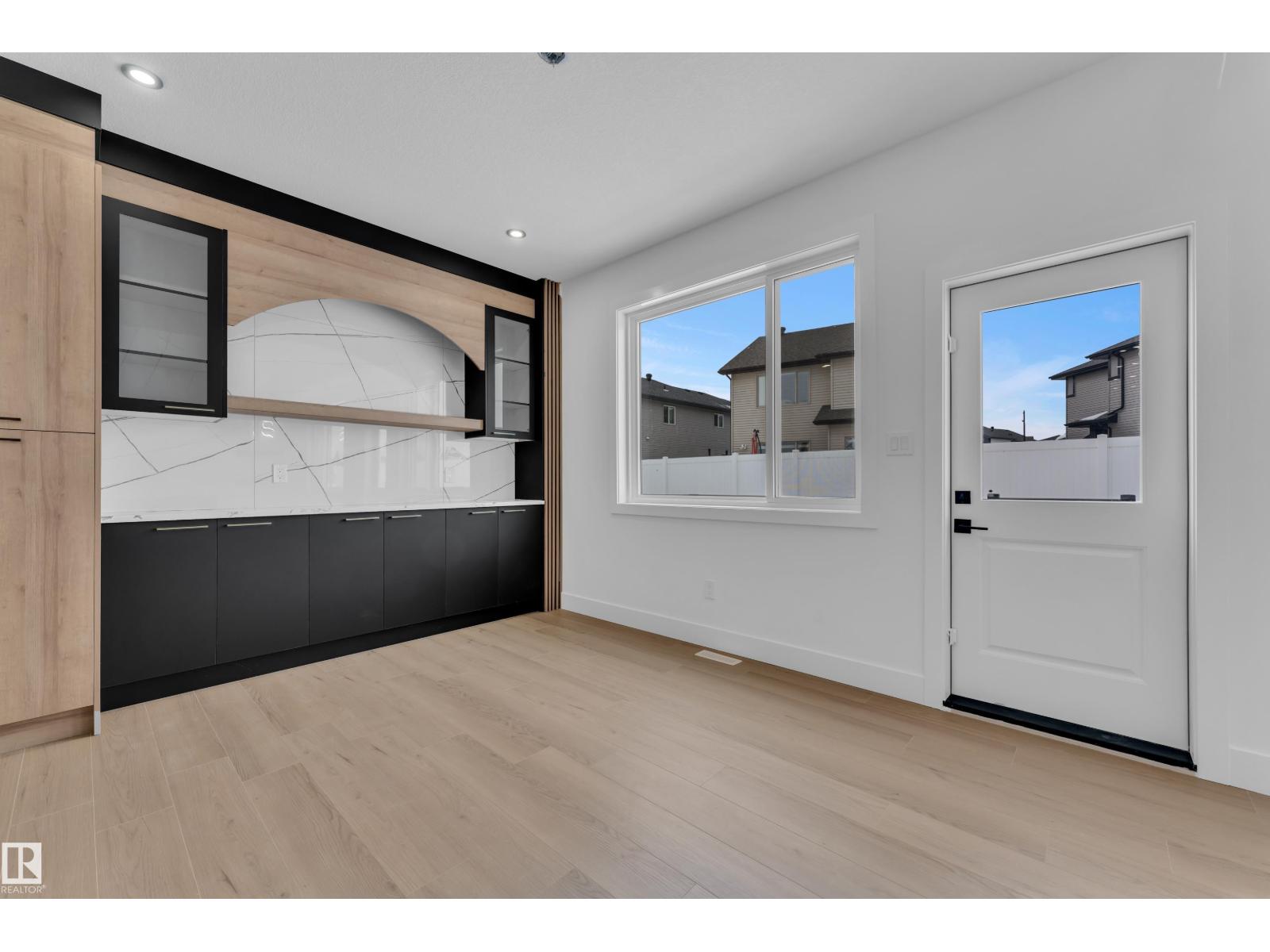 741 ASTORIA WY - Image 19