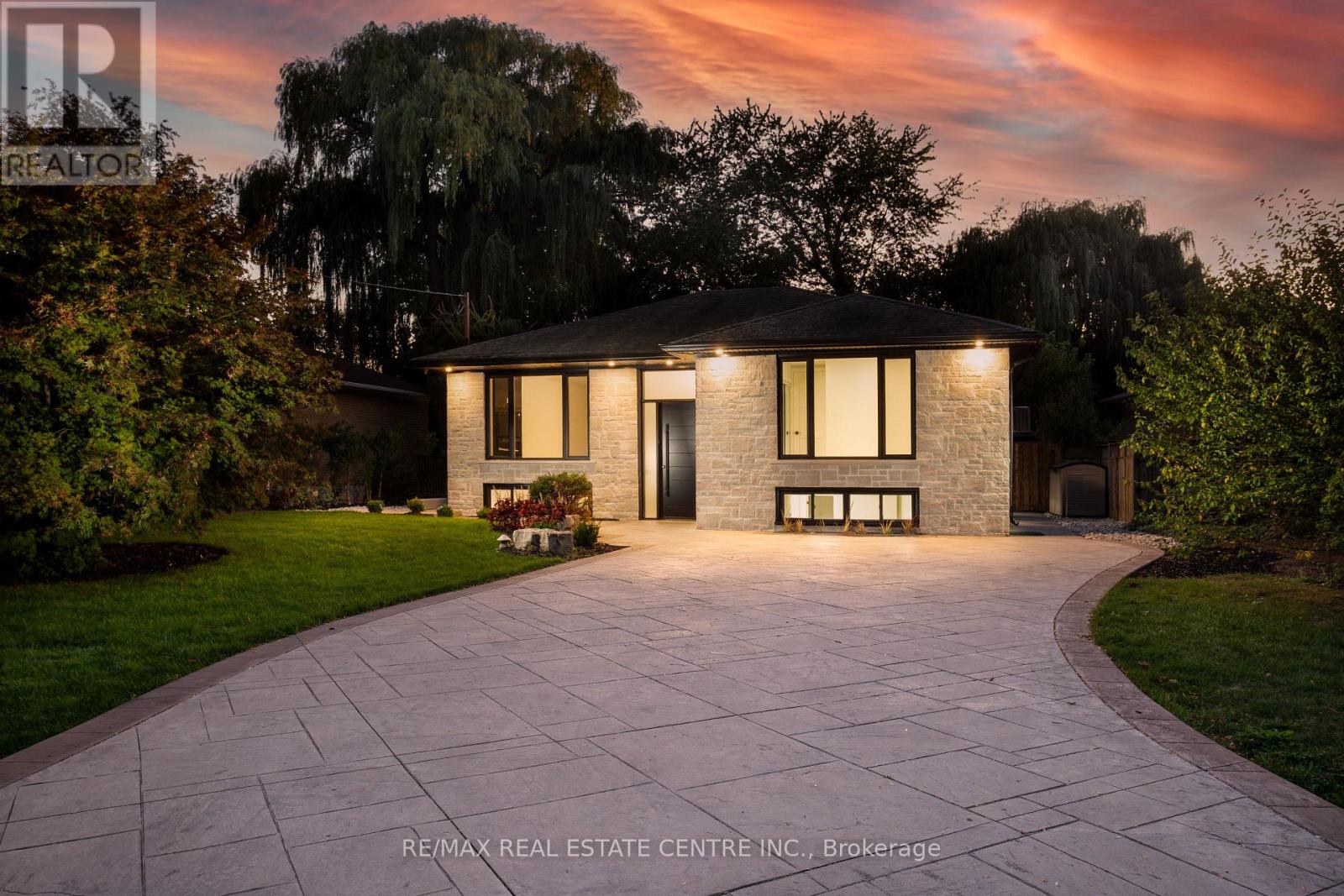 Photo of 446 Willis Drive