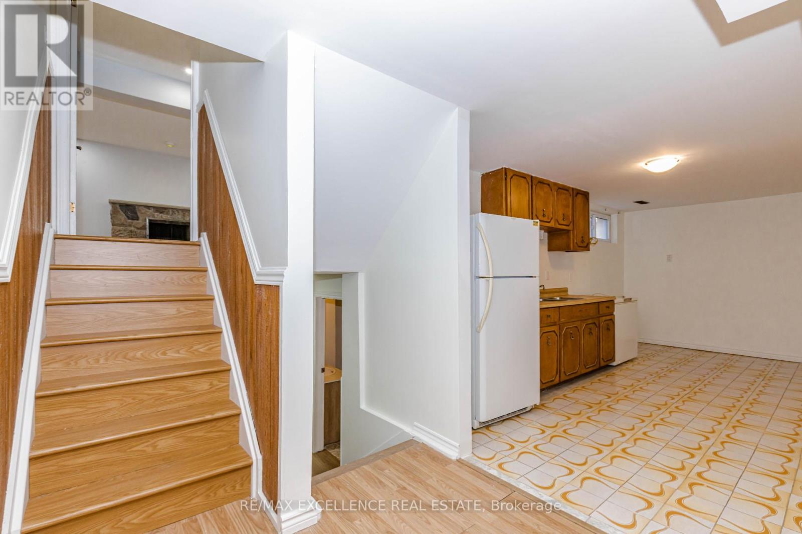 15 MAIDSTONE CRESCENT - 28