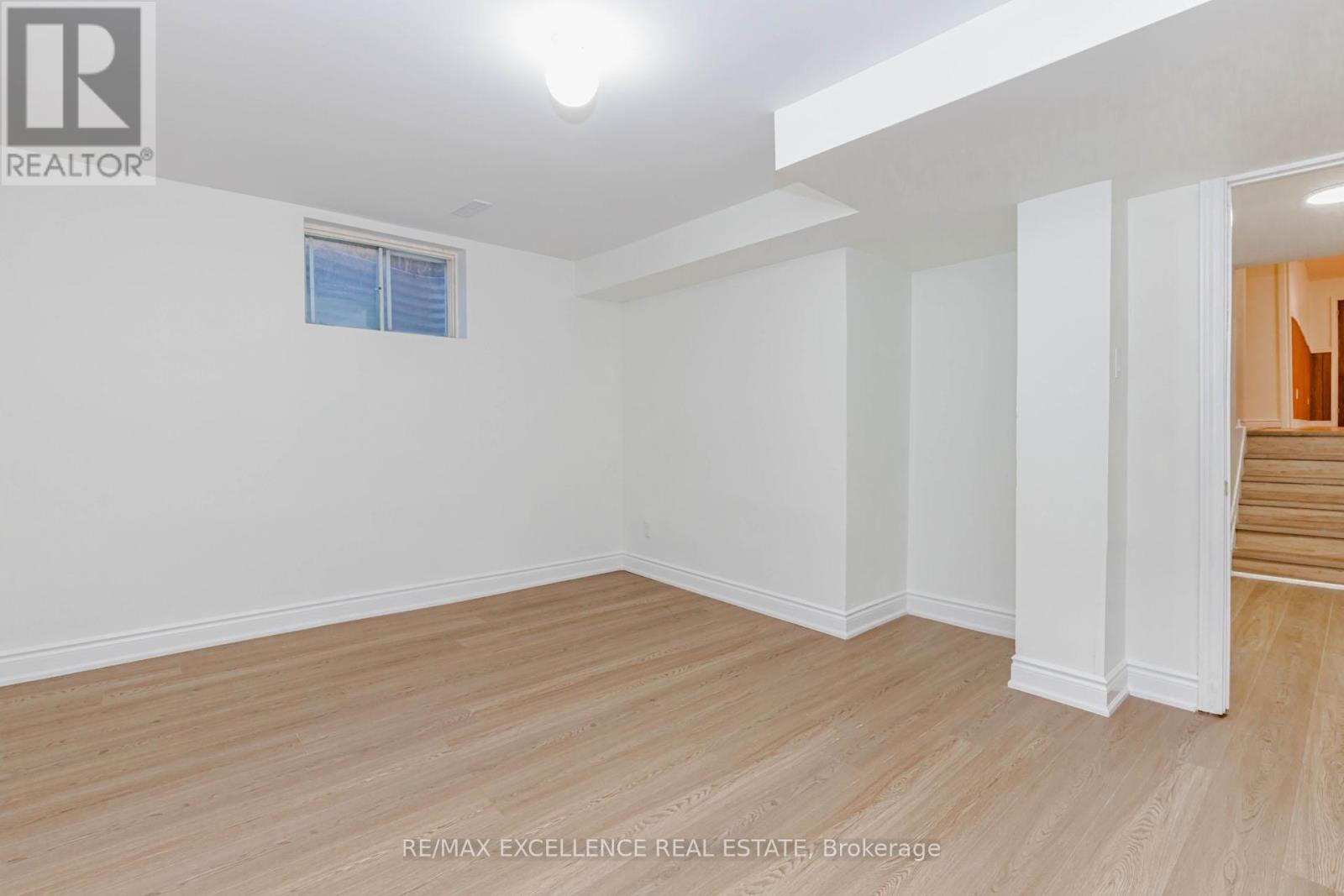 15 MAIDSTONE CRESCENT - 39
