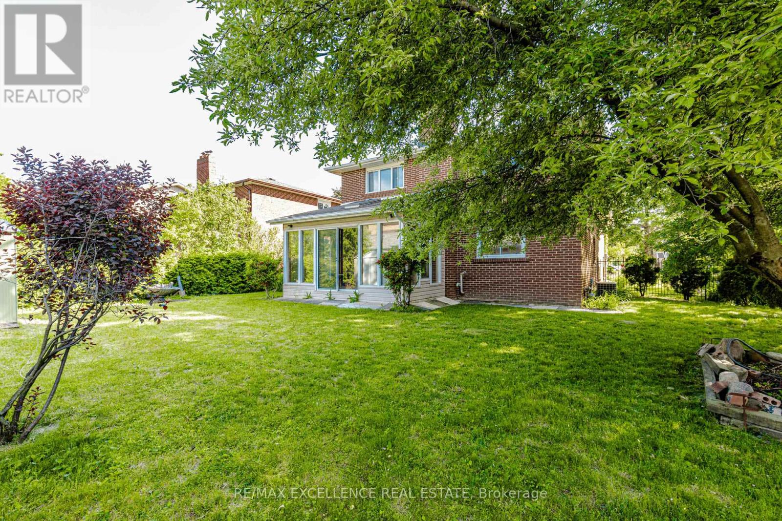 15 MAIDSTONE CRESCENT - 47