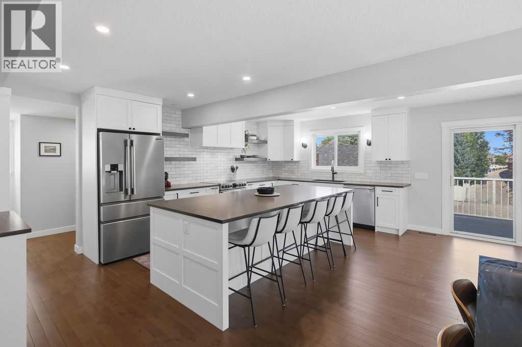 87 Couture Crescent Southwest - Photo 11