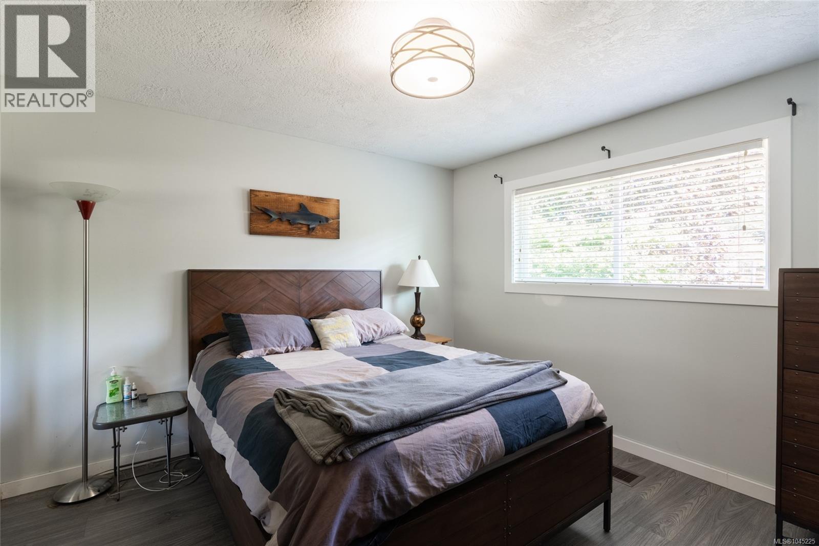 3239 Sedgwick Dr - Image 19